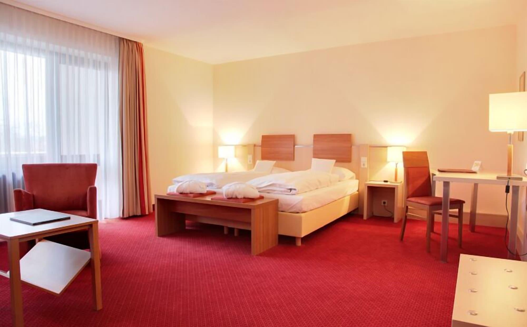 Hotel Am Kurpark Bad Hersfeld Exterior foto