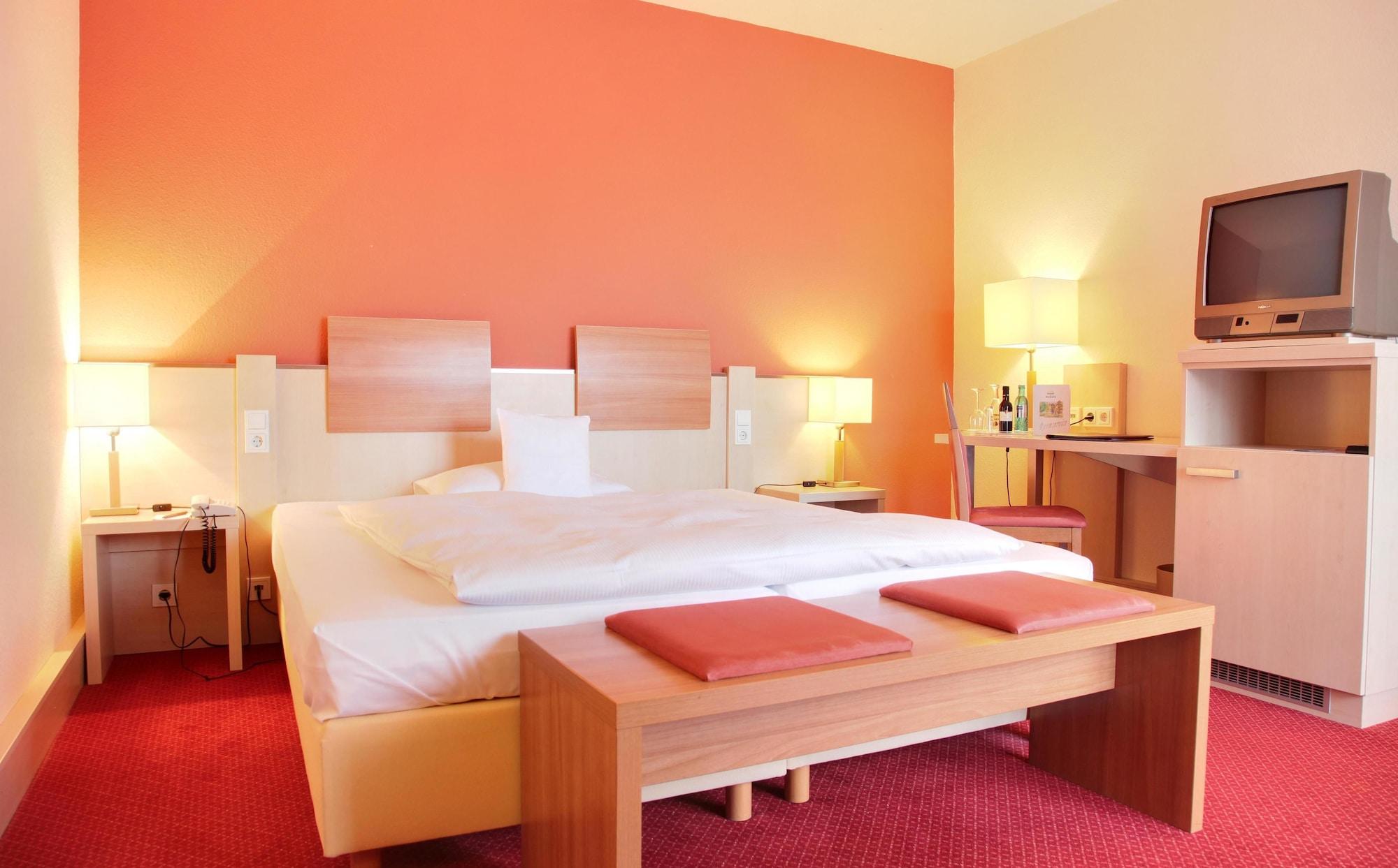 Hotel Am Kurpark Bad Hersfeld Exterior foto